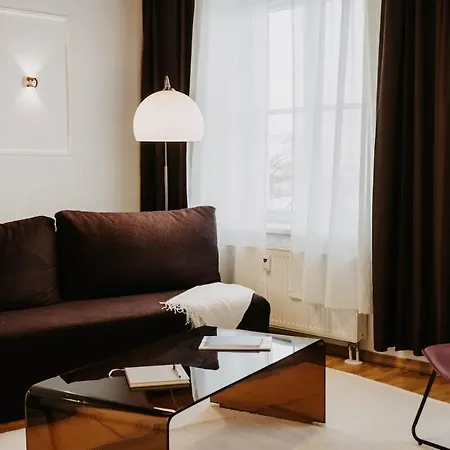 Designer Loft Am Dessauer Hauptbahnhof